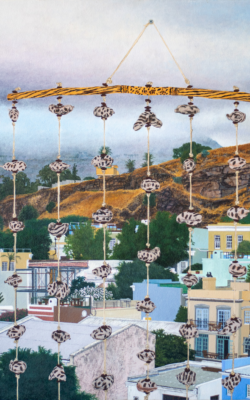 Before Us 2011<br>
80 X 72 cm<br>
oil on canvas